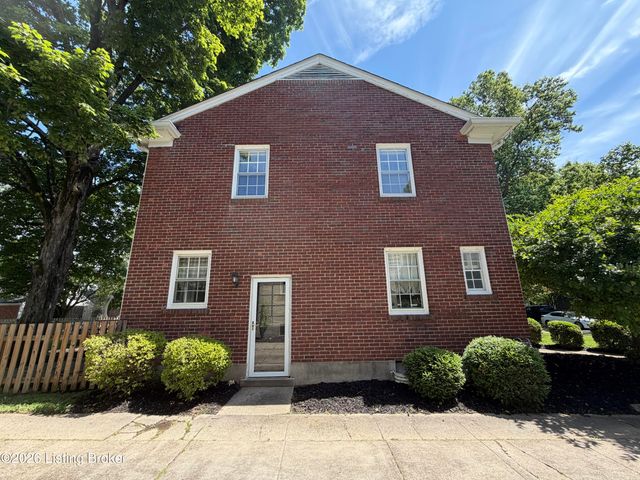 4009 Saint Germaine Ct, Norbourne Estates, KY 40207