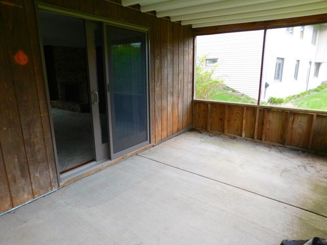 931 Dawn Avenue, Shoreview, MN 55126
