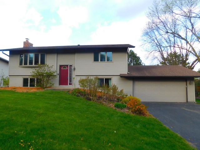 931 Dawn Avenue, Shoreview, MN 55126