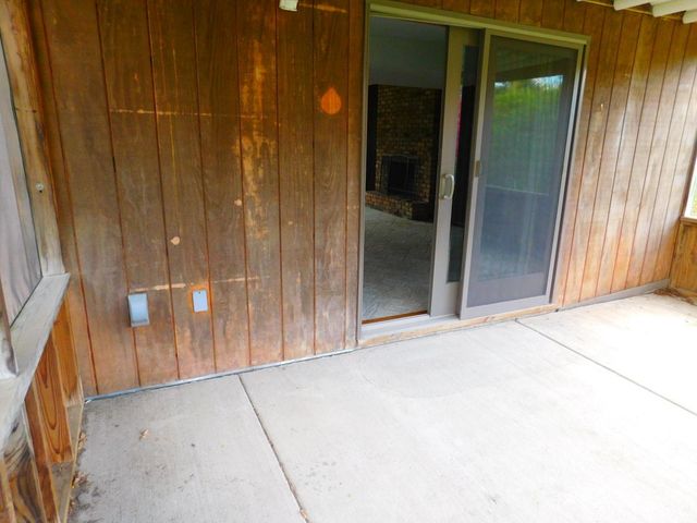 931 Dawn Avenue, Shoreview, MN 55126