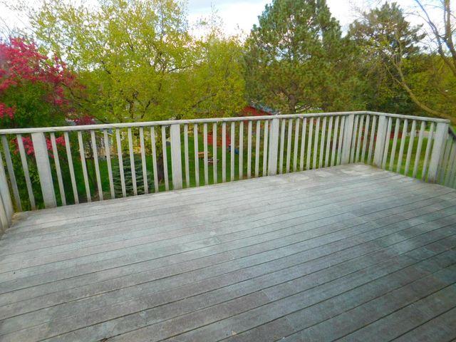 931 Dawn Avenue, Shoreview, MN 55126