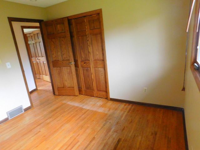 931 Dawn Avenue, Shoreview, MN 55126