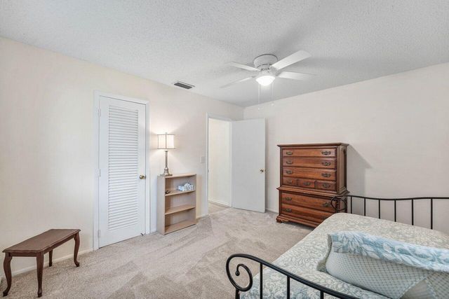 1005 Siesta Avenue, Boynton Beach, FL 33426
