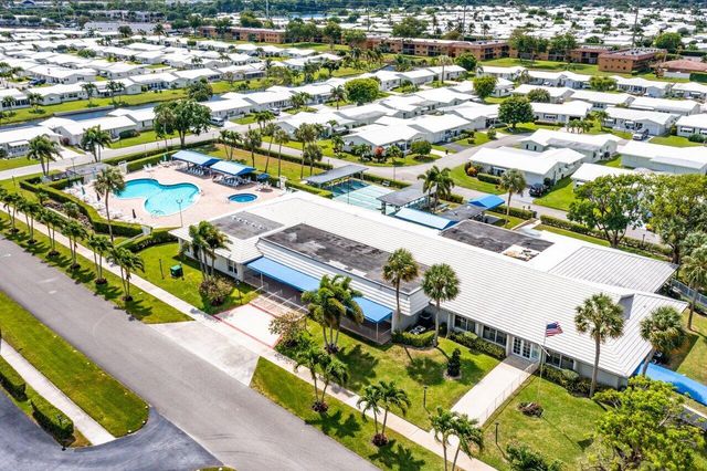 1005 Siesta Avenue, Boynton Beach, FL 33426