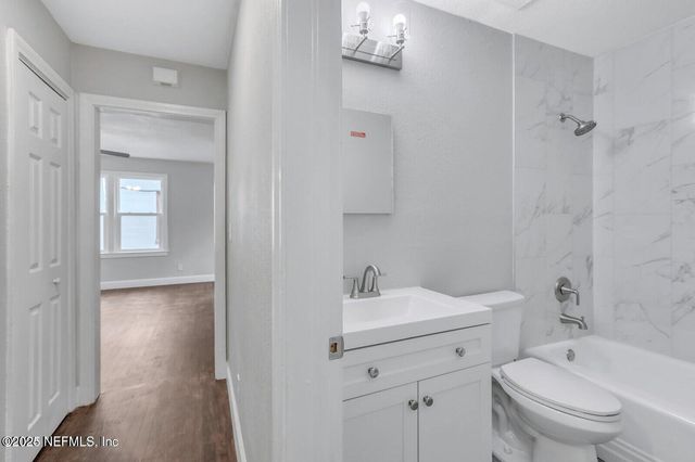 3032 PLUM Street, Jacksonville, FL 32205