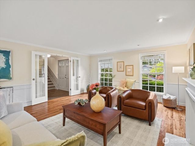 8255 SE 59th Street, Mercer Island, WA 98040