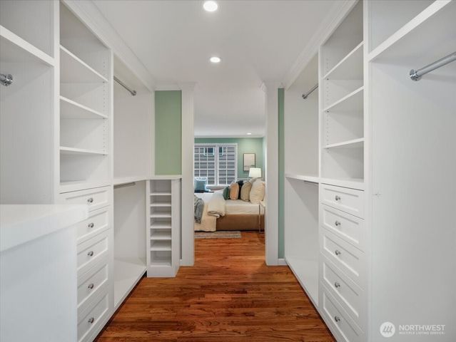 8255 SE 59th Street, Mercer Island, WA 98040