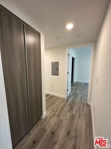 4806 Sylmar Avenue 202, Sherman Oaks, CA 91423