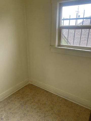 825 N Greenwood St, Pueblo, CO 81003