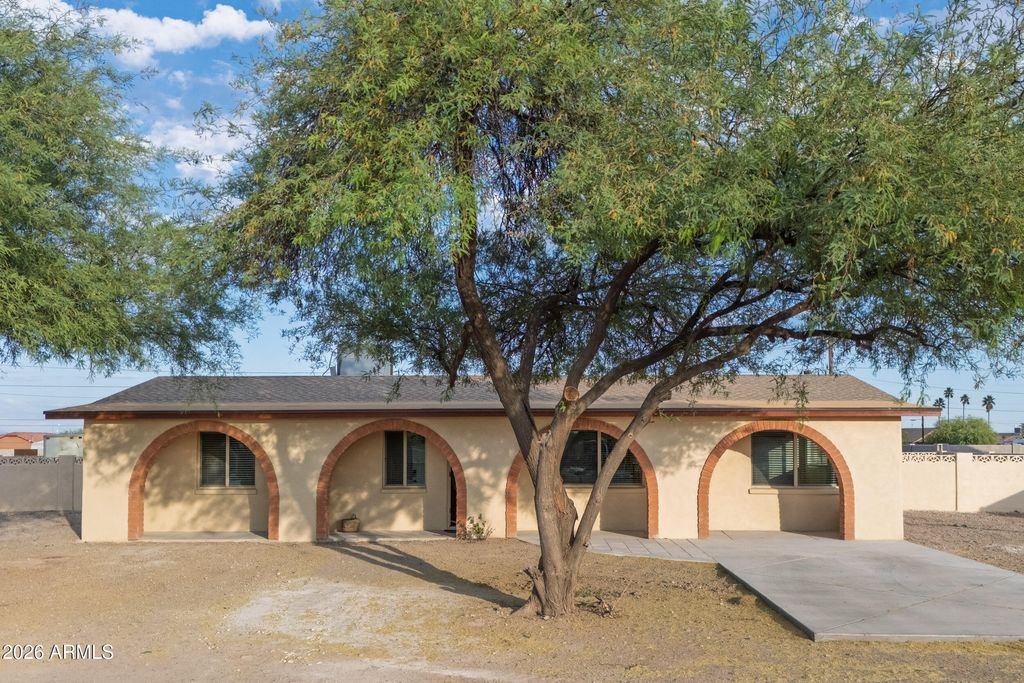 Image 1 of property listing at 4065 N CATALINA Drive, Eloy, AZ 85131