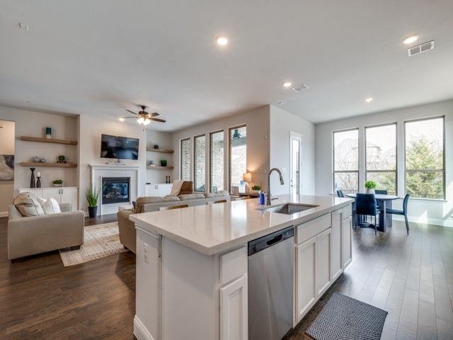 2112 Deer Run, Gunter, TX 75058