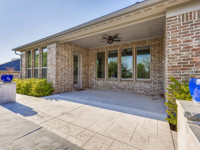 2112 Deer Run, Gunter, TX 75058