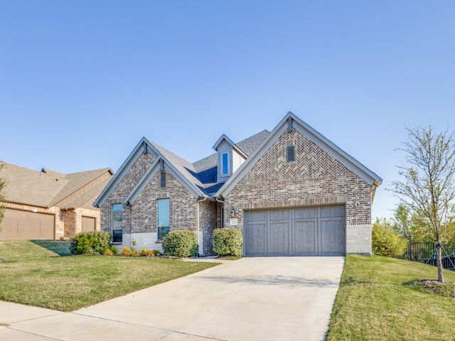 2112 Deer Run, Gunter, TX 75058