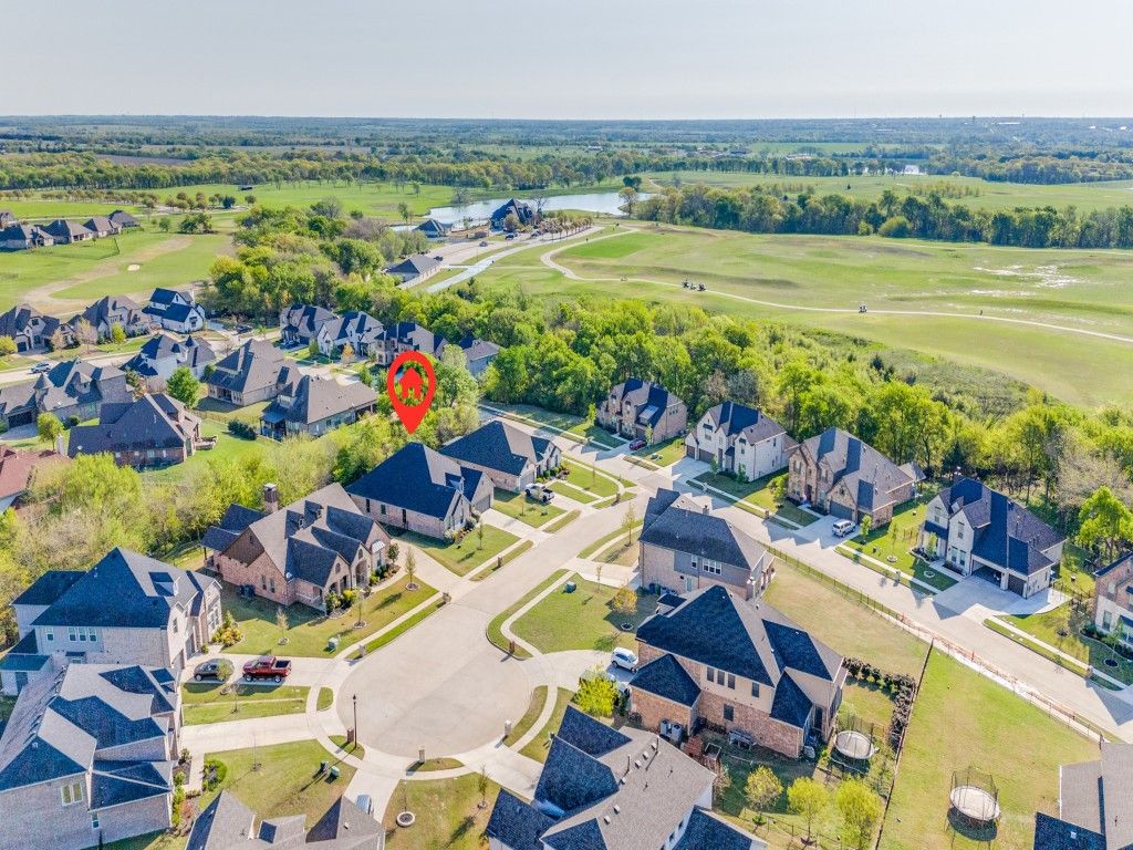 2112 Deer Run, Gunter, TX 75058