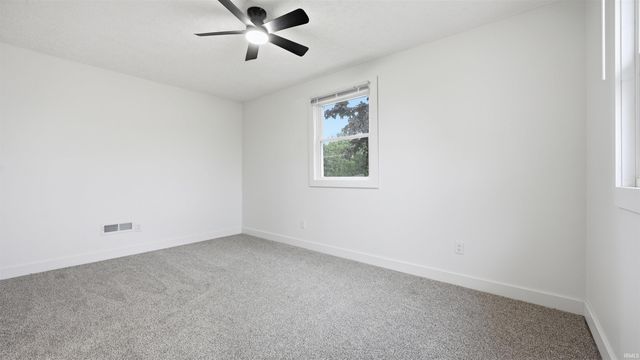 12021 E Jackson Street, Parker City, IN 47368