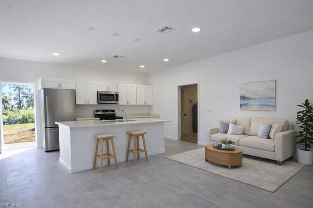 1114 Cellini ST E, Lehigh Acres, FL 33974