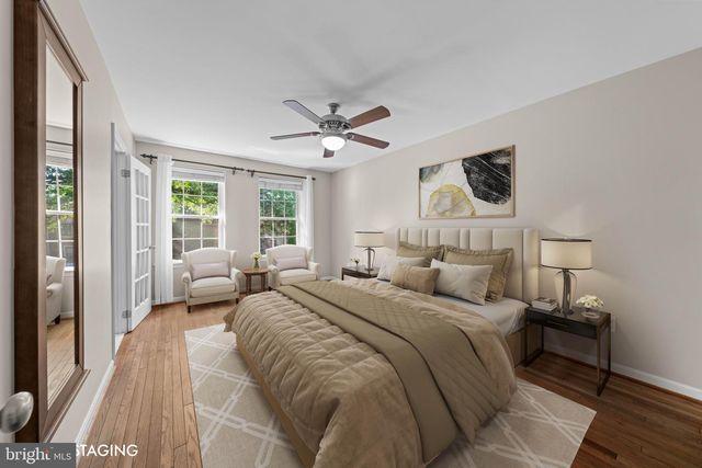 2172 GOLF COURSE DR, Reston, VA 20191