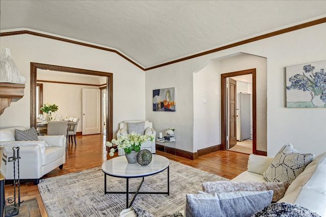 2431 Ulloa Street, San Francisco, CA 94116