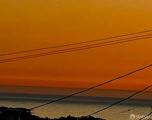 2431 Ulloa Street, San Francisco, CA 94116