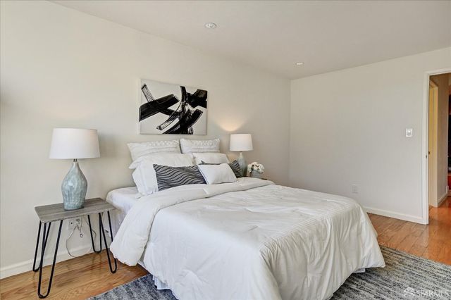 2431 Ulloa Street, San Francisco, CA 94116