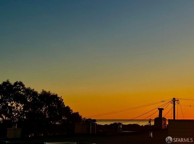 2431 Ulloa Street, San Francisco, CA 94116