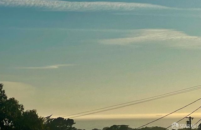 2431 Ulloa Street, San Francisco, CA 94116