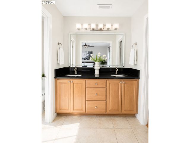 11189 Sw BARBER St, Wilsonville, OR 97070