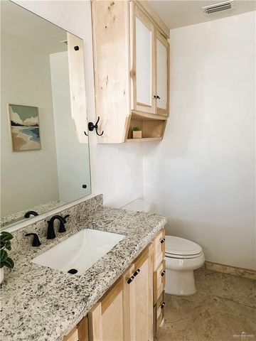 2005 E Bogey Drive, Mission, TX 78572