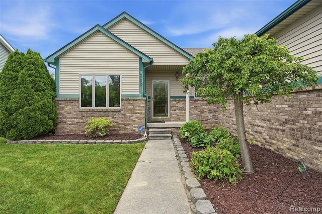 9210 Newburgh Road, Livonia, MI 48150