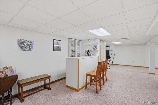 9210 Newburgh Road, Livonia, MI 48150
