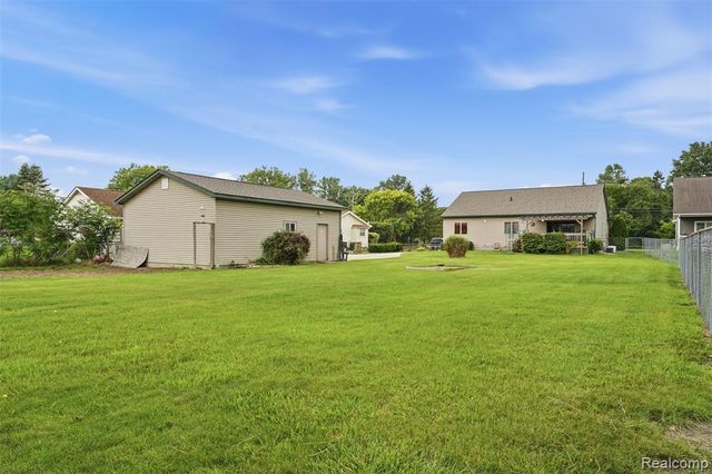 9210 Newburgh Road, Livonia, MI 48150
