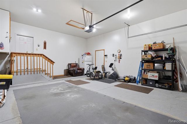 9210 Newburgh Road, Livonia, MI 48150