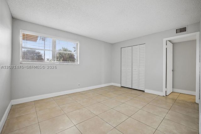 850 E Commercial Blvd 214B, Oakland Park, FL 33334