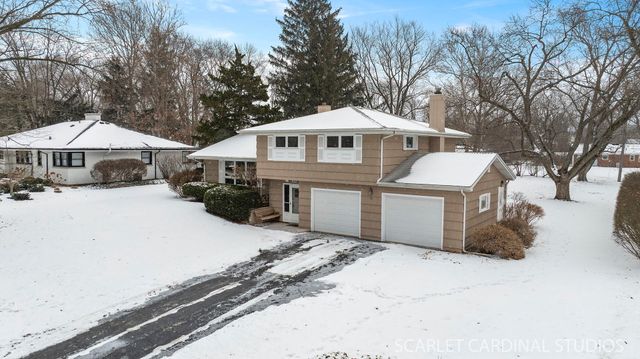 1210 Lawnmeadow Lane, Naperville, IL 60540