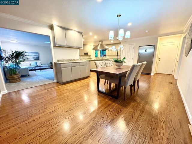 2589 Pebble Beach Loop, Lafayette, CA 94549