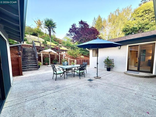 2589 Pebble Beach Loop, Lafayette, CA 94549