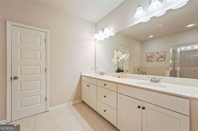6216 Thorncrest Drive NW, Tucker, GA 30084