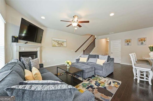 6216 Thorncrest Drive NW, Tucker, GA 30084