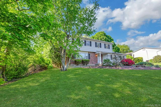 5 Catawba Drive, West Nyack, NY 10994