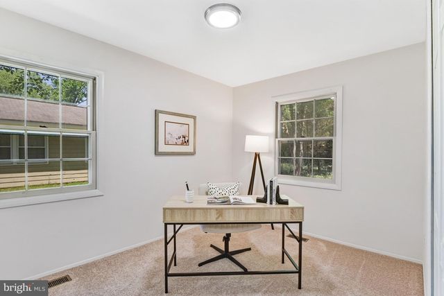 4407 MANOR HALL LN, Fairfax, VA 22033