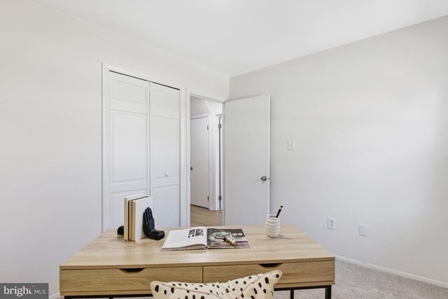 4407 MANOR HALL LN, Fairfax, VA 22033