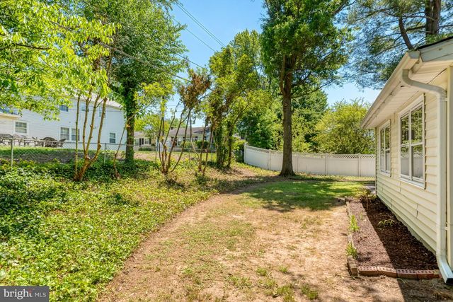 4407 MANOR HALL LN, Fairfax, VA 22033