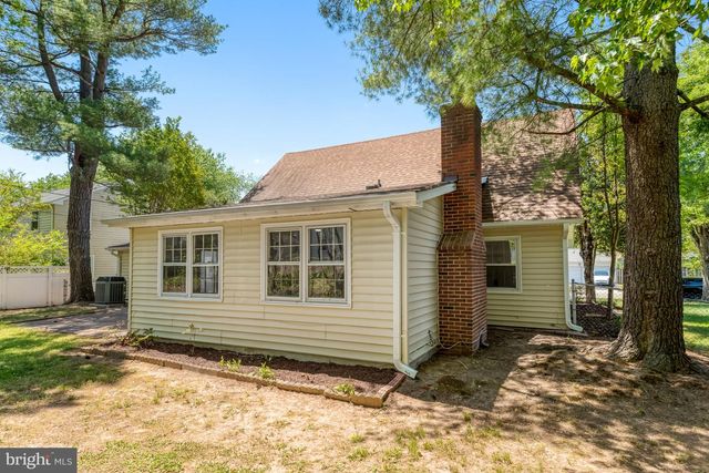 4407 MANOR HALL LN, Fairfax, VA 22033