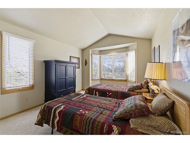 3363 Crest Dr, Loveland, CO 80537