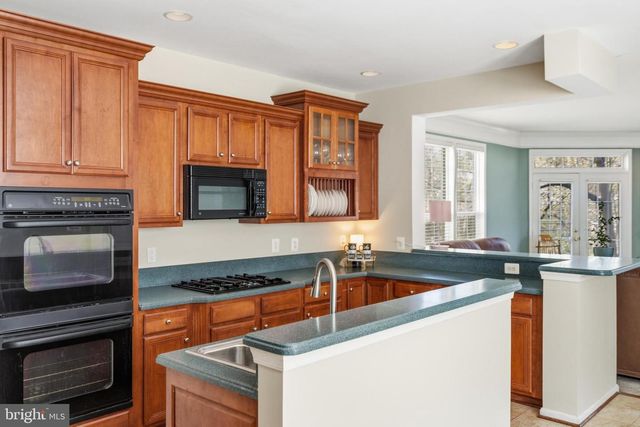 21824 WINGFOOT CT, Broadlands, VA 20148