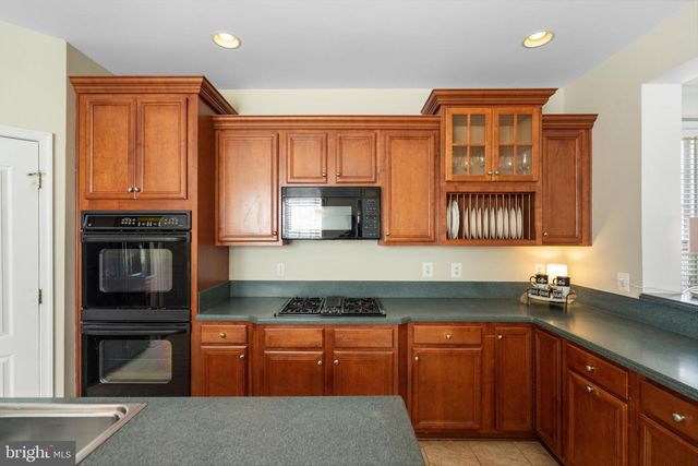 21824 WINGFOOT CT, Broadlands, VA 20148