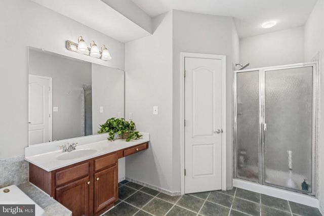 21824 WINGFOOT CT, Broadlands, VA 20148