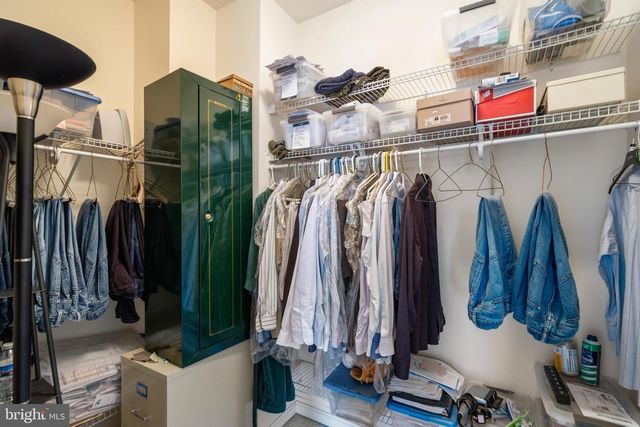 21824 WINGFOOT CT, Broadlands, VA 20148