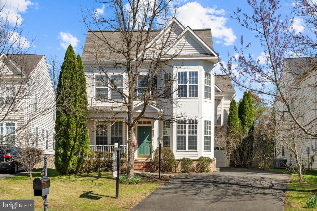 21824 WINGFOOT CT, Broadlands, VA 20148