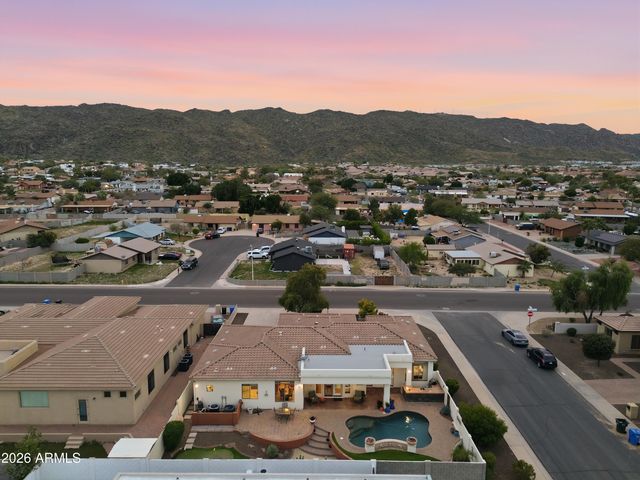 1516 E South Mountain Avenue, Phoenix, AZ 85042